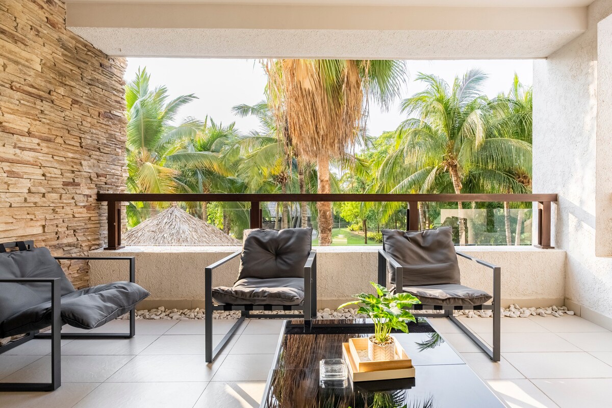 Pleasure and Luxury La Isla Residences