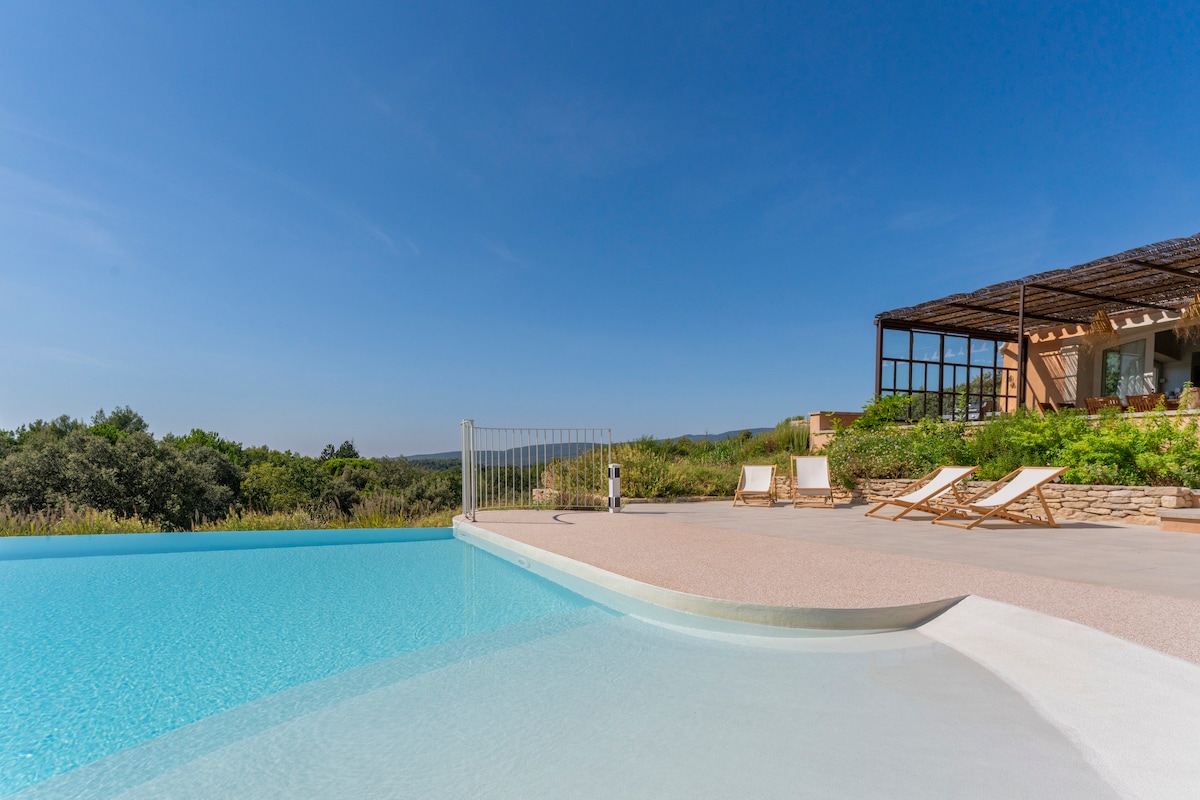 Superbe villa avec piscine, au coeur du Lubéron