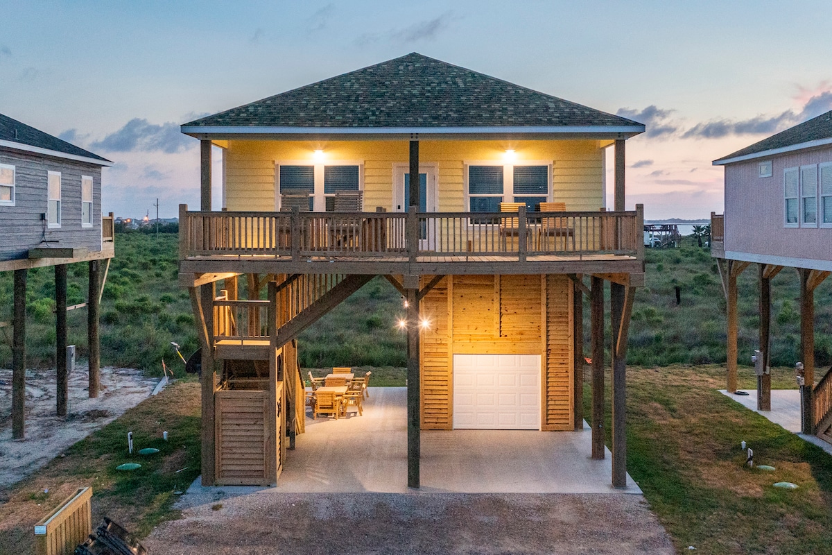 Charming Beach Retreat - Golf Cart On-site!