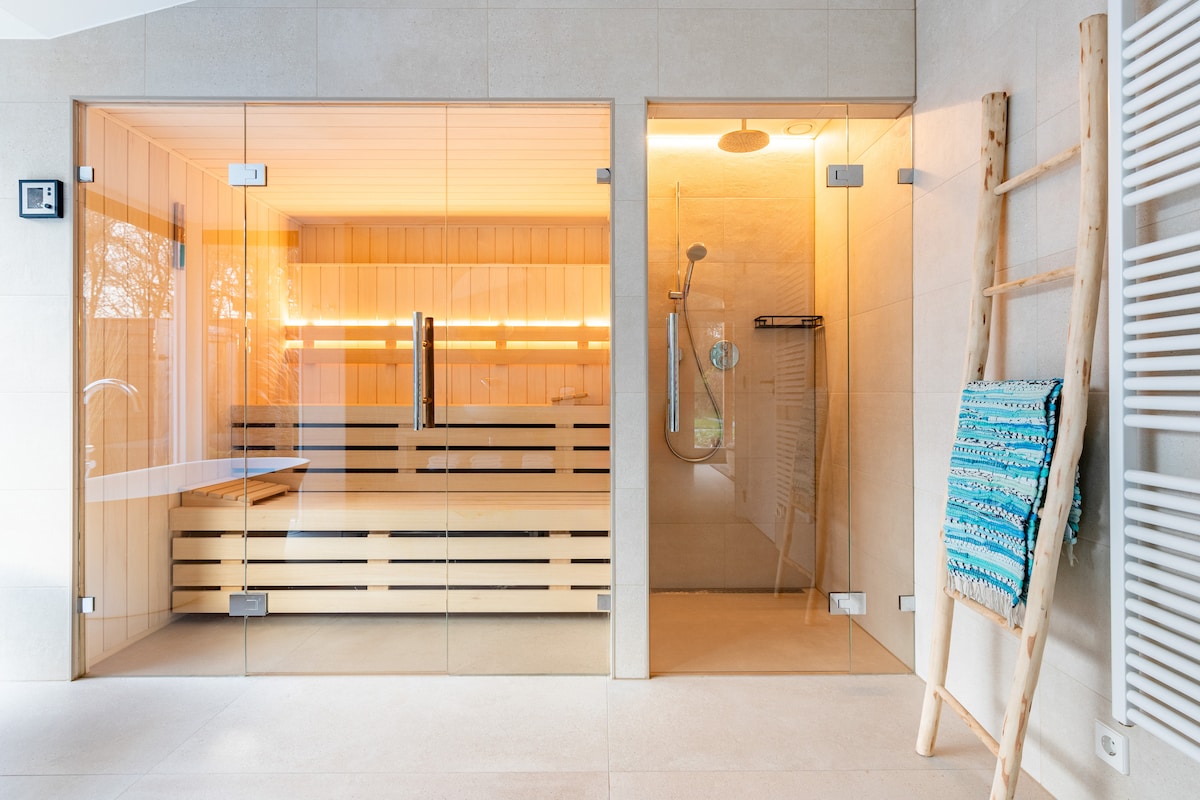 Wellness huisje met sauna aan de bosrand