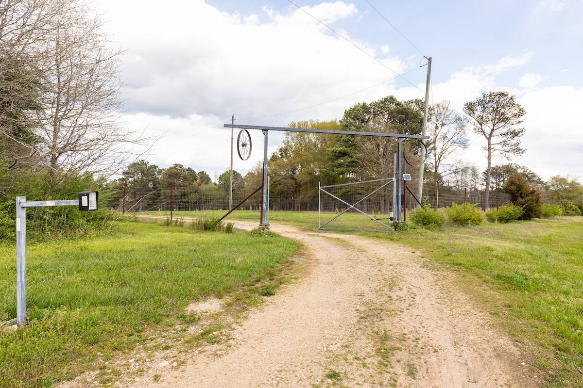 Barndominium Deer Preserve!