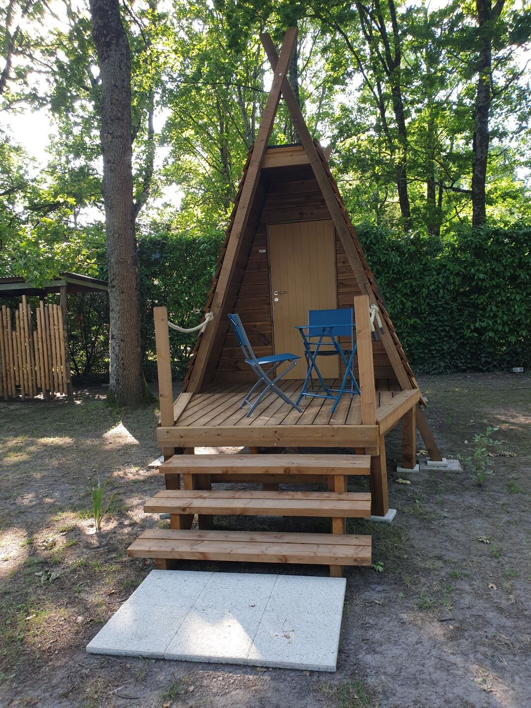 Cabane "embrun de mer" proche de l'océan