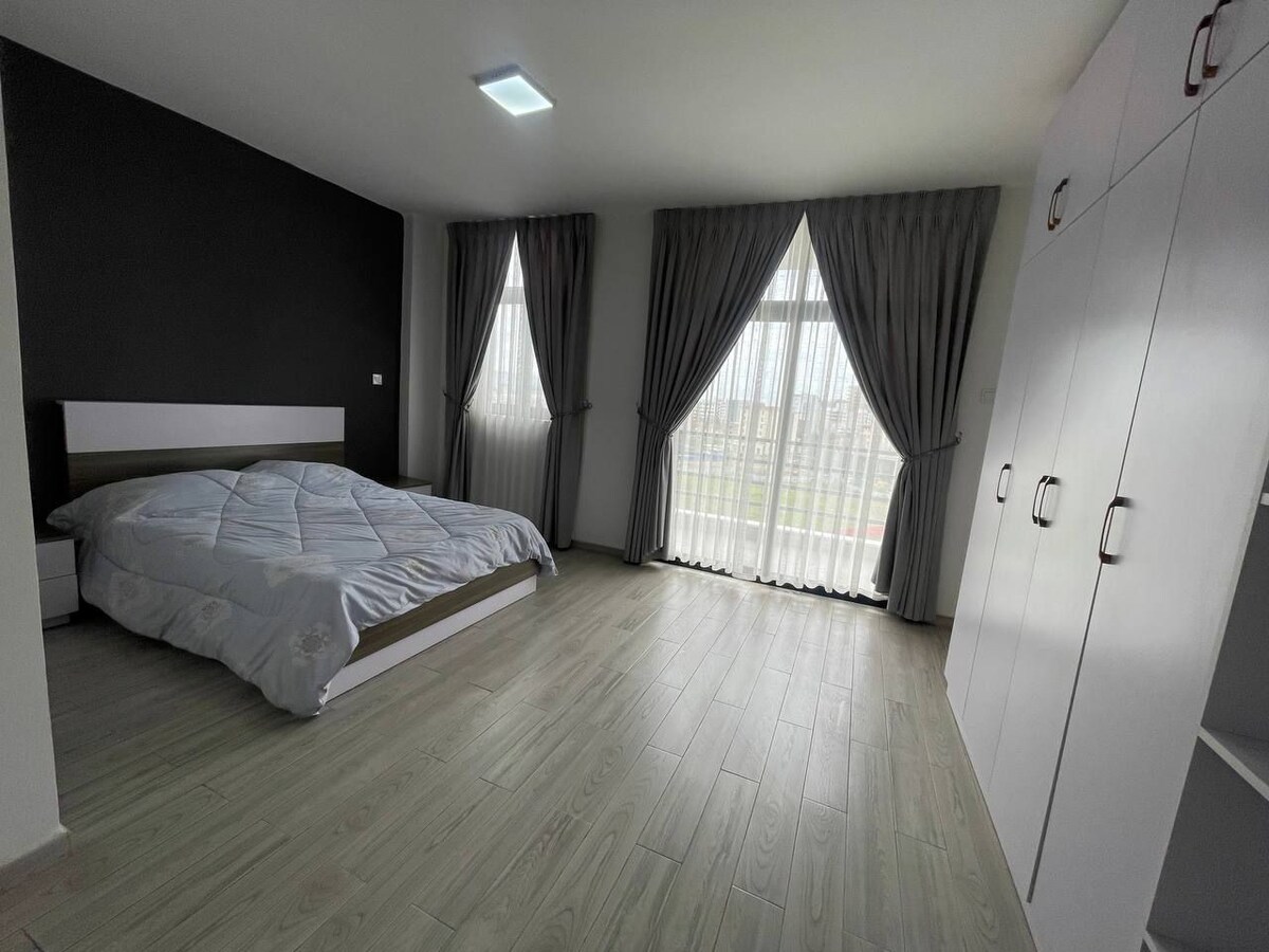 Bole Luxury +舒适的双卧室度假屋