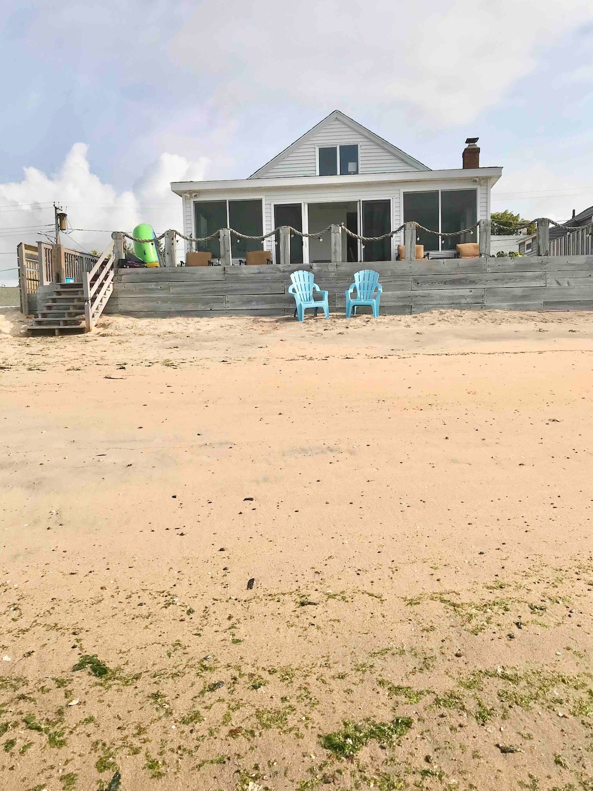 Oceanfront Sleeps 12~ Linens inc 3 Bedrooms~2 Bath