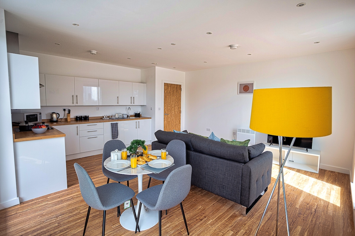 Gillingham One, ME4 Sleeps 5, Ringo parking