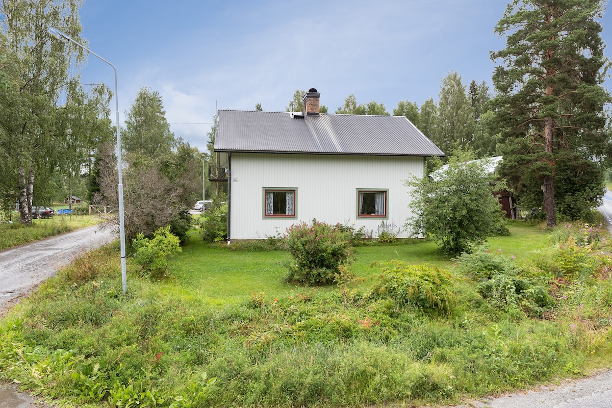 House outside Stugun