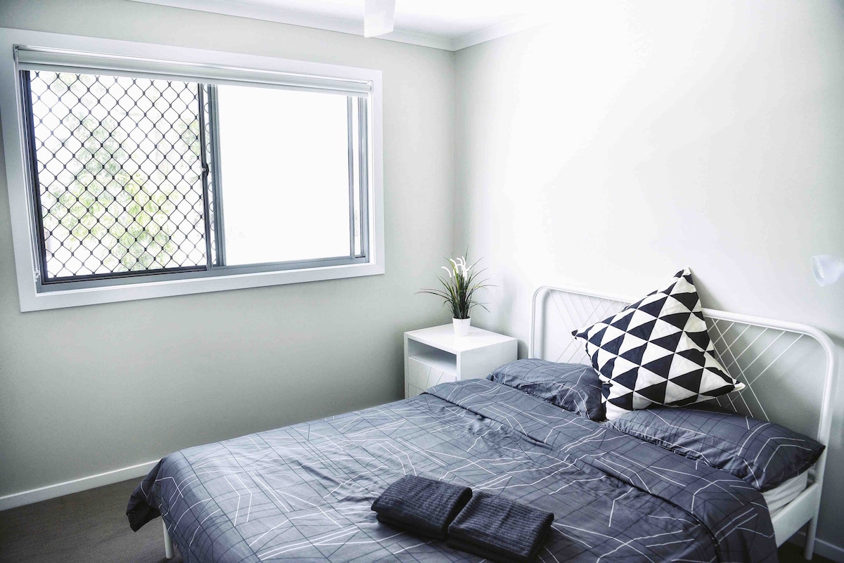 Comfy room near Sunnybank