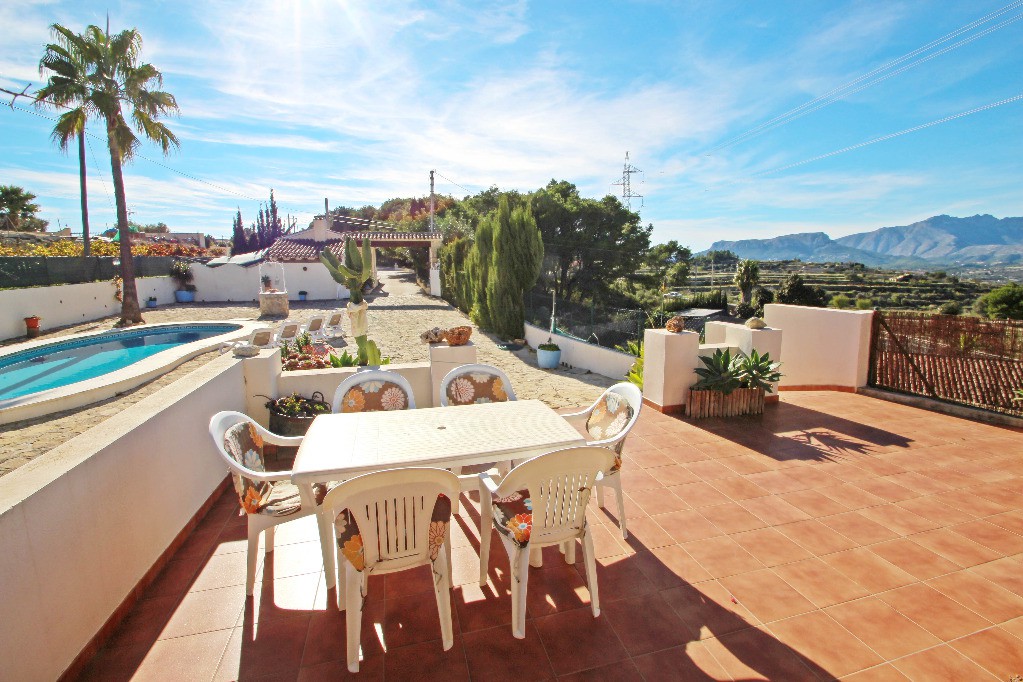 El Ventorrillo - holiday home with stunning views and private pool in Benissa