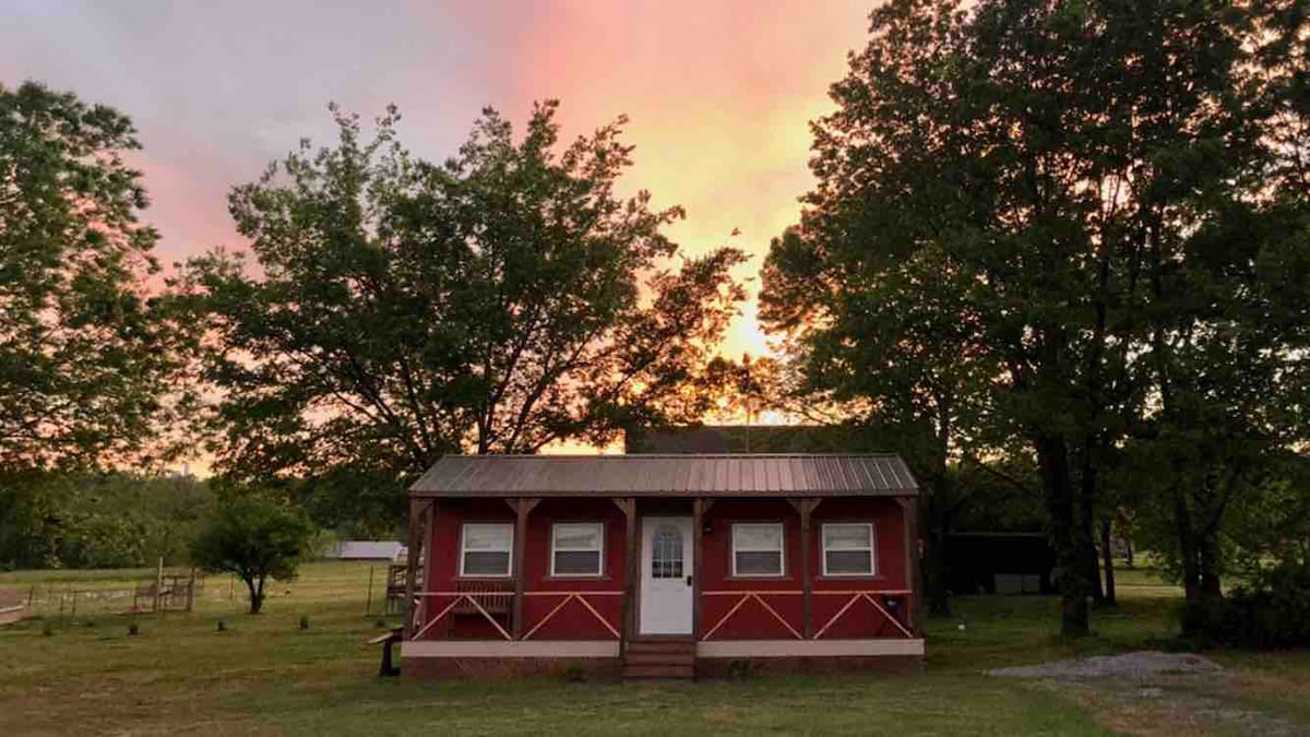 Lake Hudson Tiny House Retreat