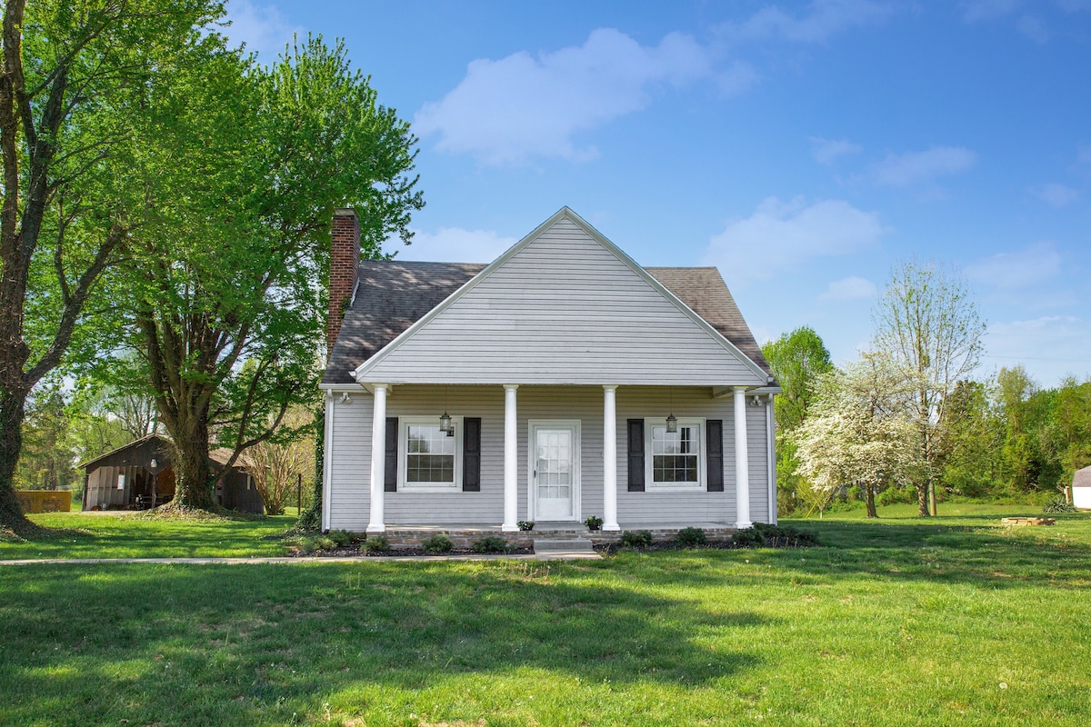 The Farmhouse on Nannie Belle