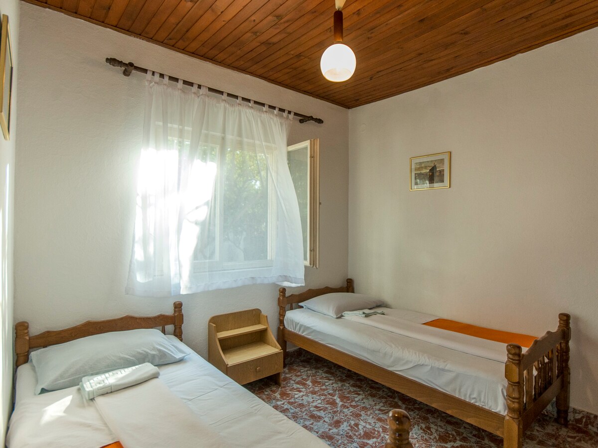 Apartments Serovic-Nice Two Bedroom Apartment