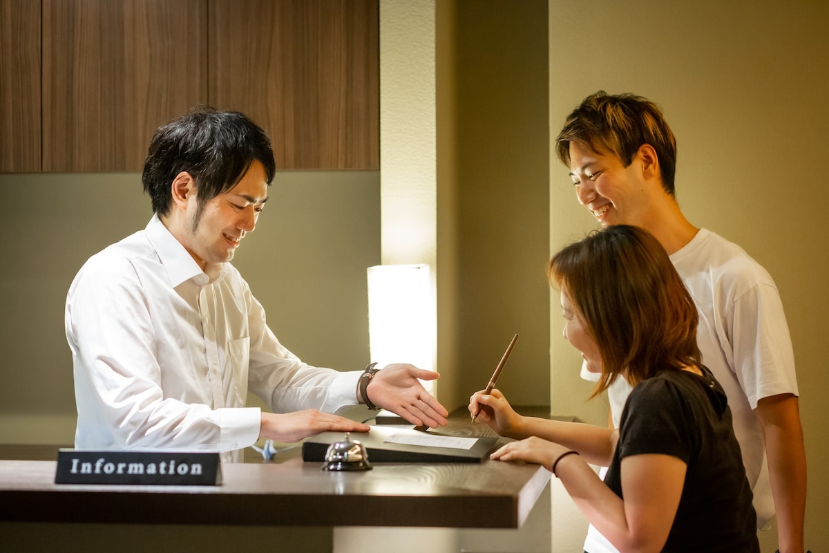 《 早餐服务》平静的日式酒店/距离京都站1分钟步行路程，距离京都站/西蒙斯床/东本安寺