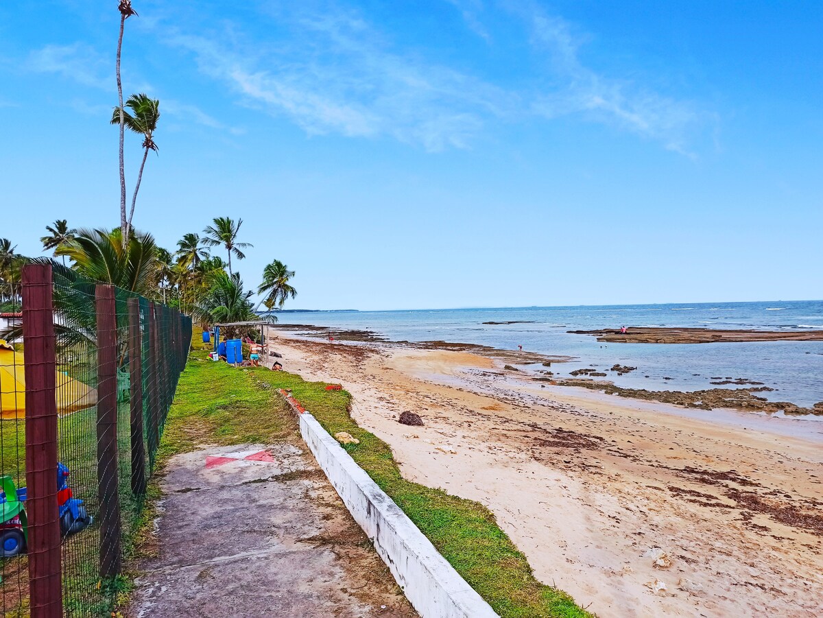 Casa espaçosa na Praia de Aratuba