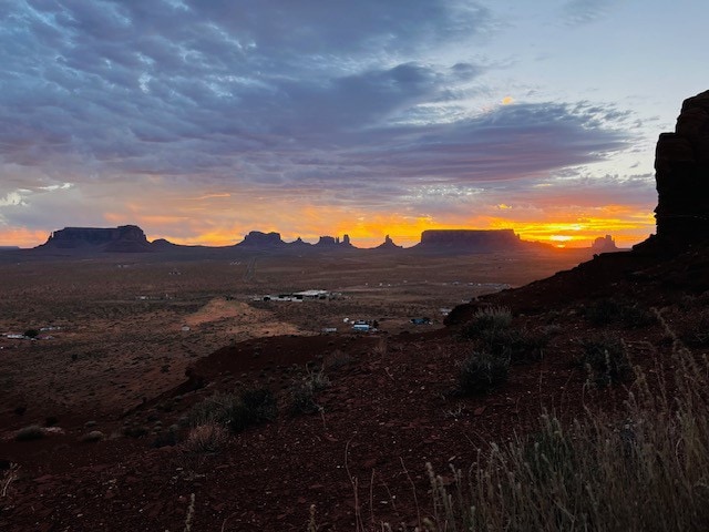 Monument Valley附近的Songbird Tipi