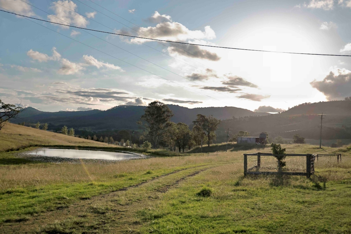 An authentic farm stay located in rural NSW.