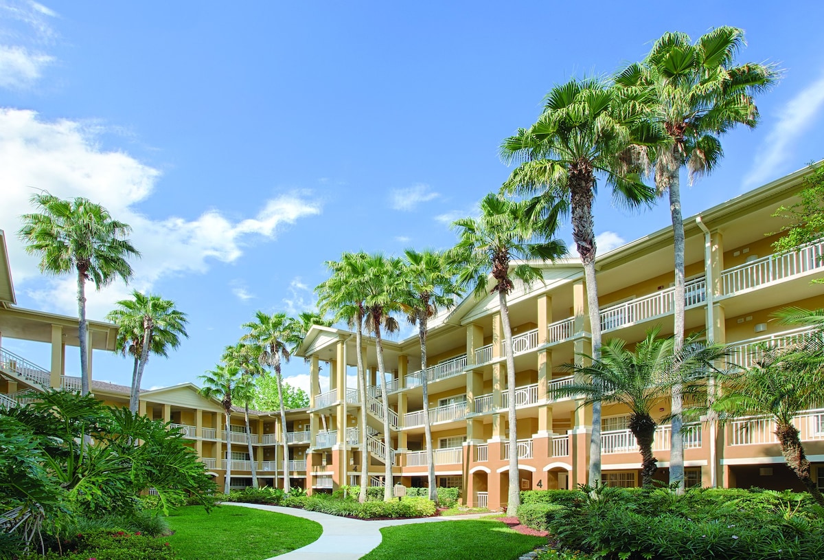 Club Wyndham Cypress Palms Two-Bedroom Suite