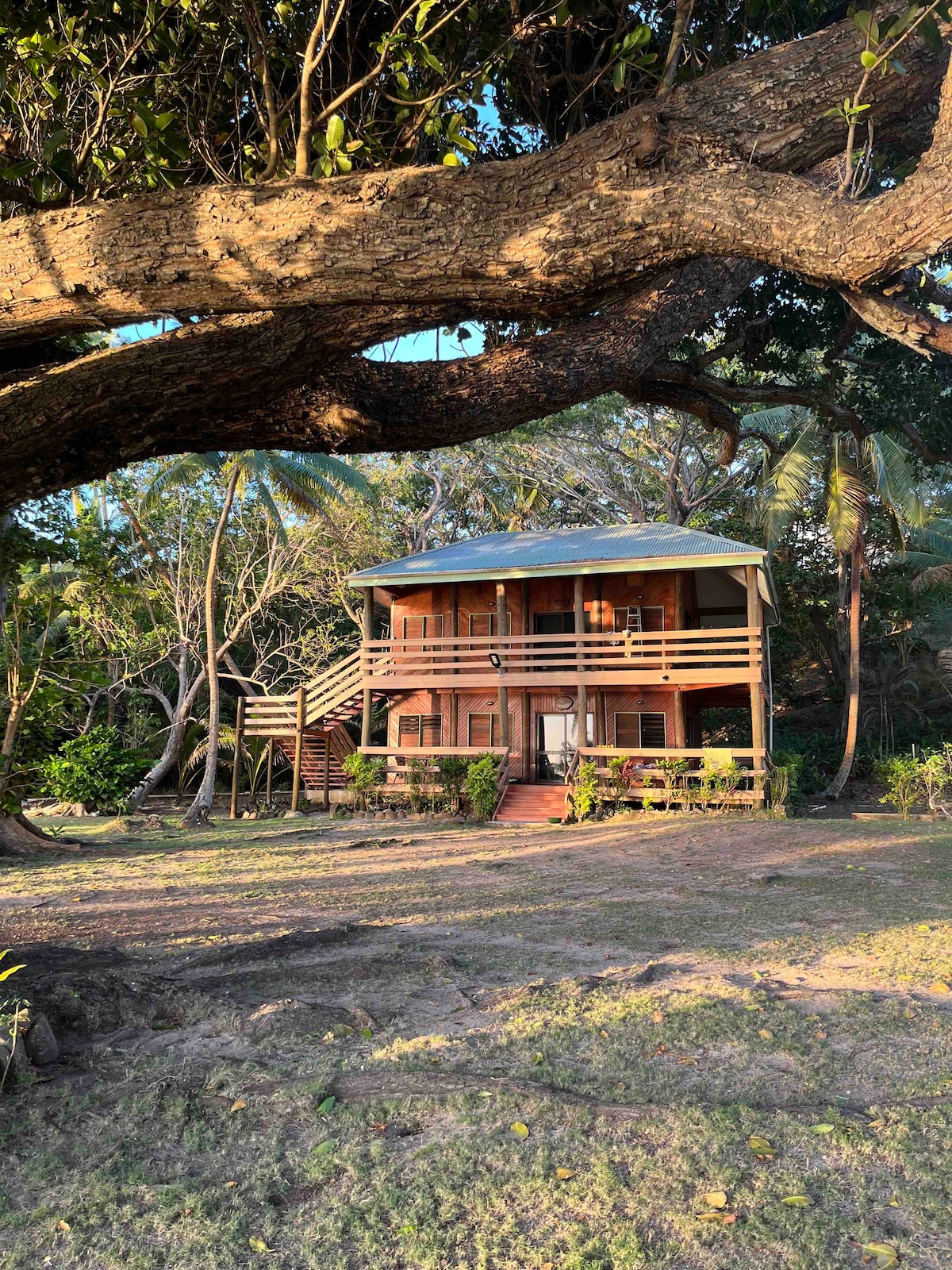 Bligh Water Beach Bungalows on Nananu-i-ra island