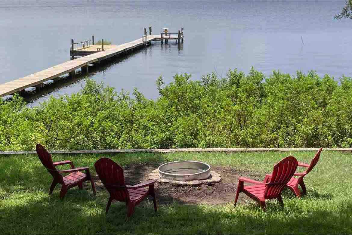 Pet Friendly "Reel Chill" Lakehouse