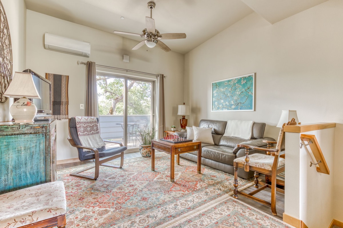 Lovely White Salmon Townhouse