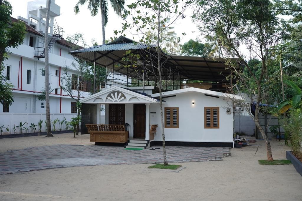 EDEN Beach Villa