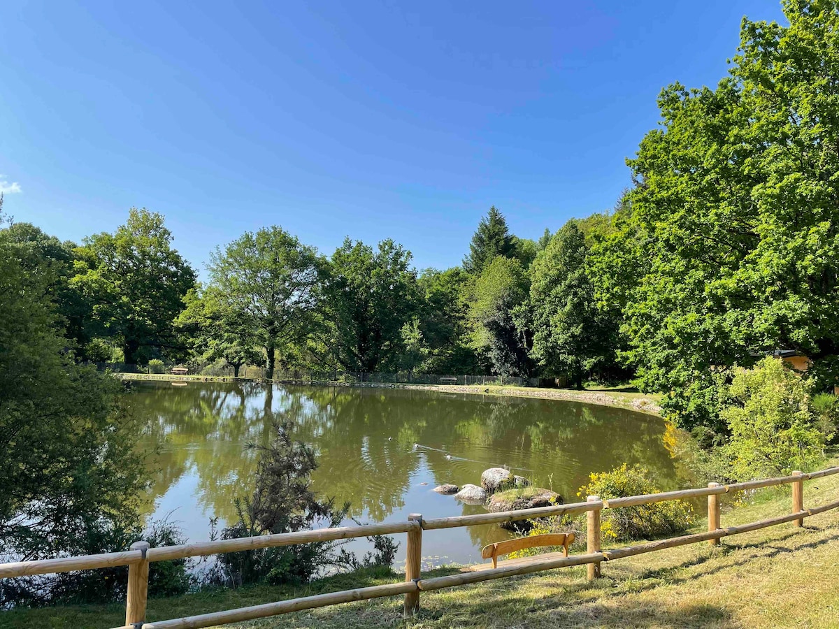 Domaine de 6 hectares avec 2 étangs que pour vous