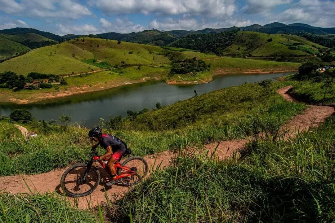 Rancho Hospedagem em frente a Represa