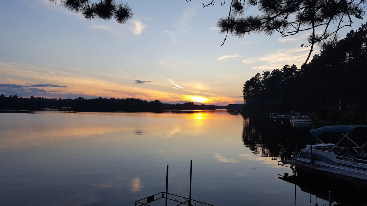 Lake Cabin # 2 at Somo View Resort