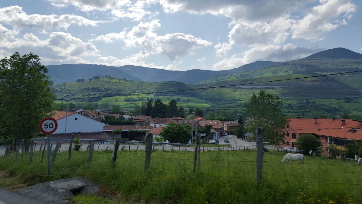 Apartamento La Plaza, amplio y con bellas vistas