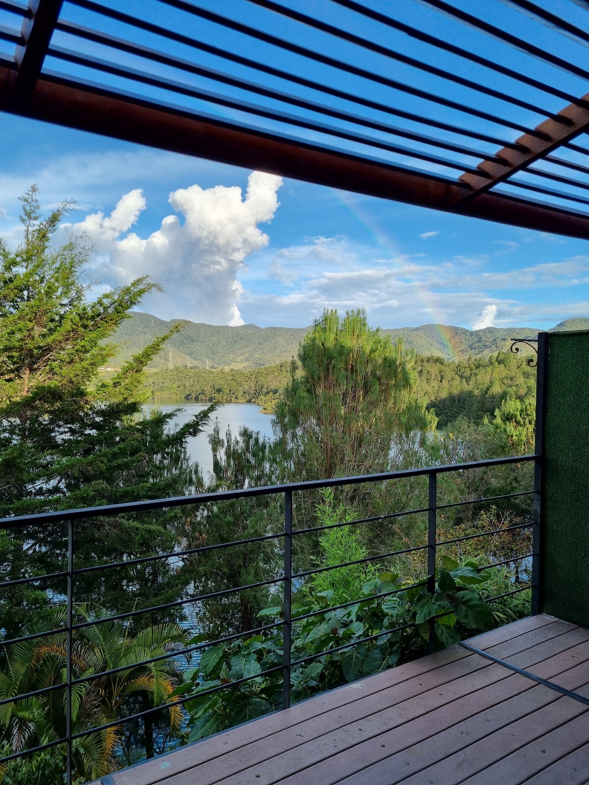 lake view from lovely loft/Guatape Big Stone