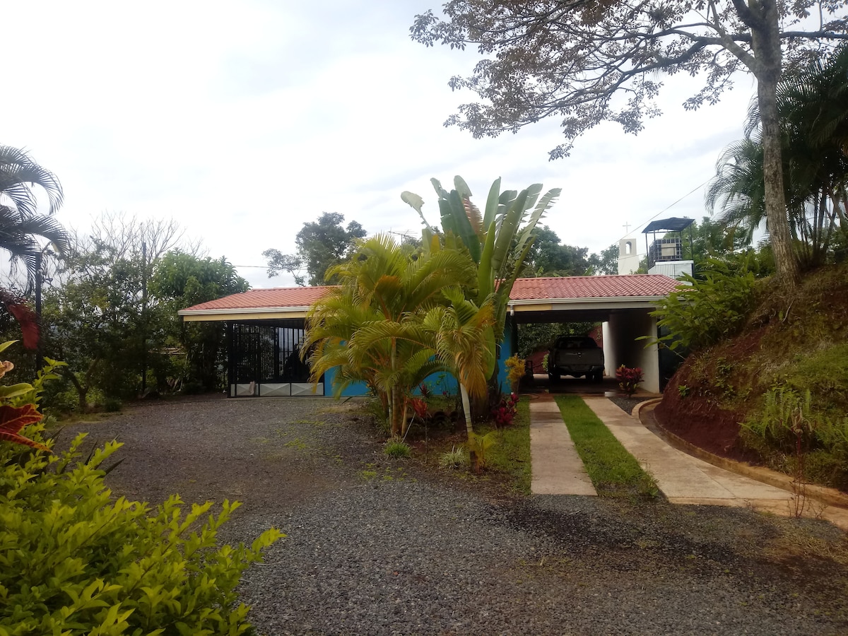 CASA DE CAMPO, QUINTA NATURAL, SAN RAF., PURISCAL.