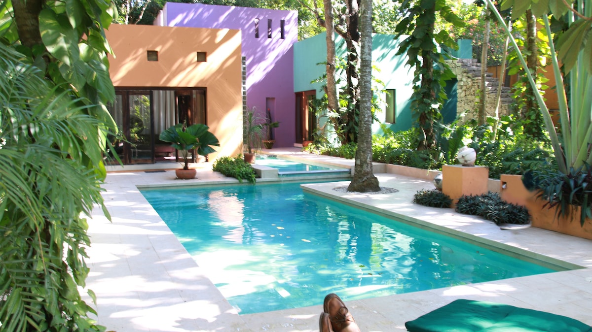 带泳池的大型热带花园私人房源