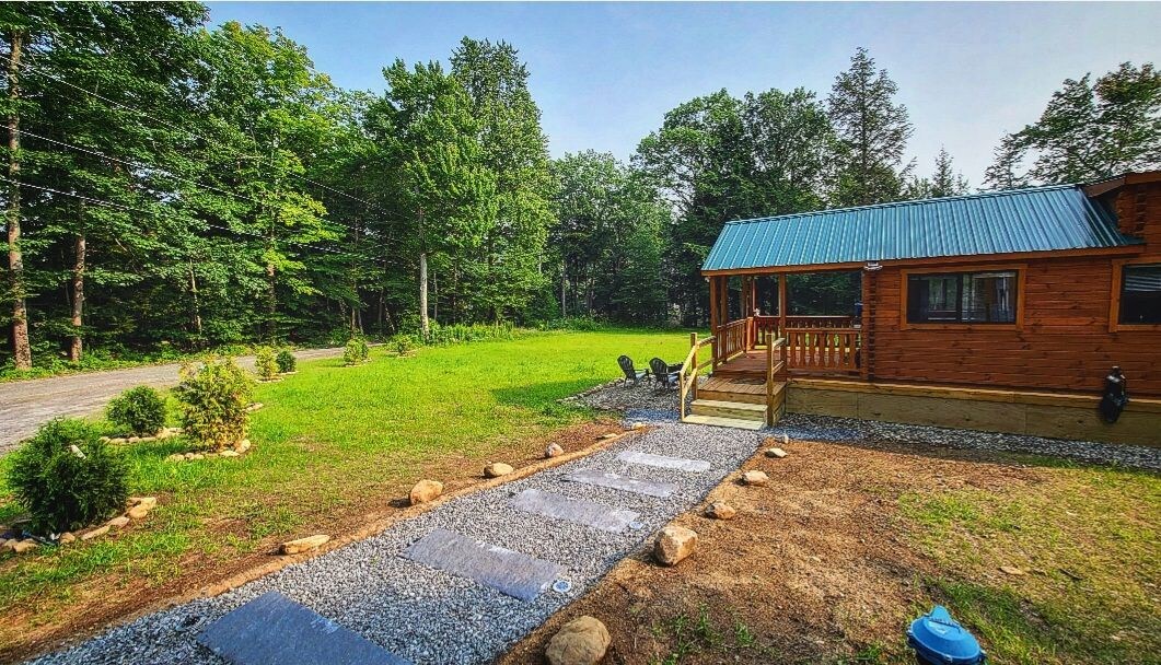 New waterfront cabin in Vermont!