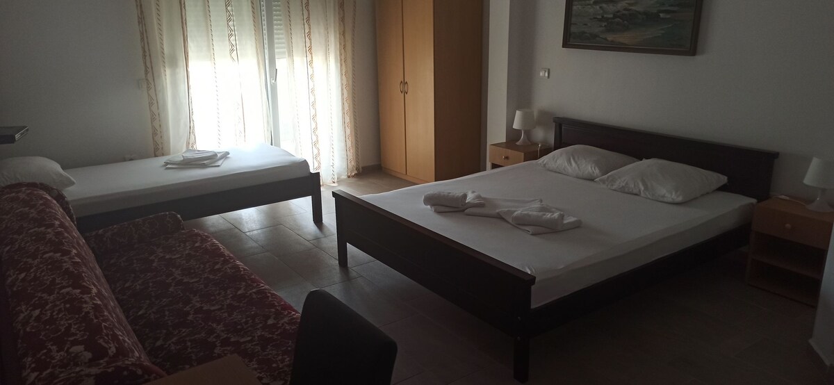 Apartments Meti, triple room 2 beds