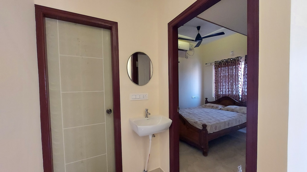 Entire home (VII) Fully furnished couple friendly