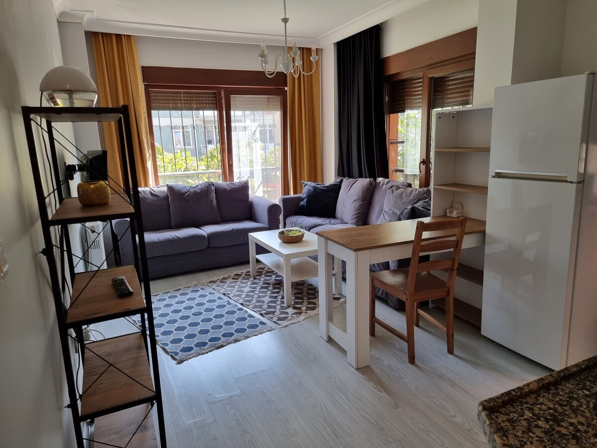 Maltepe Cevizli cozy apt