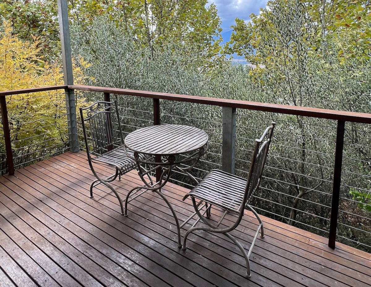 Romantic Tree Top Hideaway @ Birches Estate