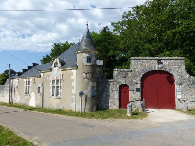 Huisseau-sur-Cosson的民宿