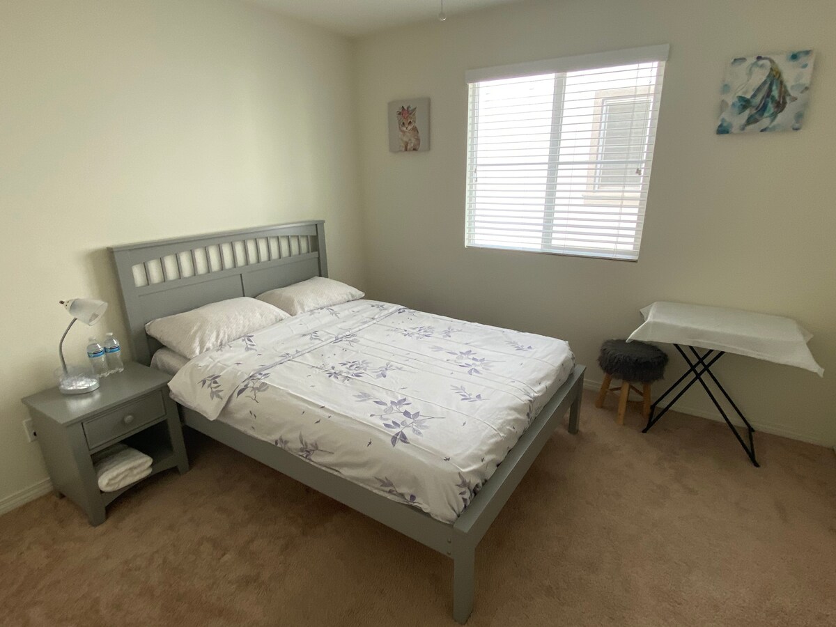 Quiet and comfortable single room (only single)