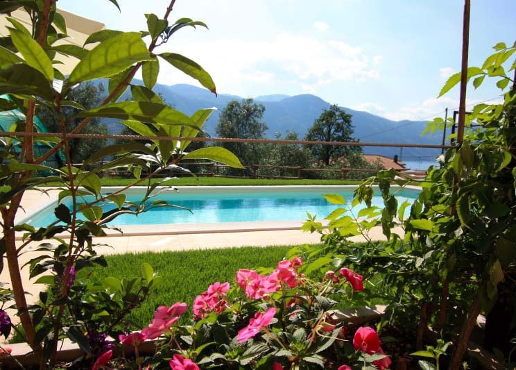 Lake Como piscina, vista lago 3