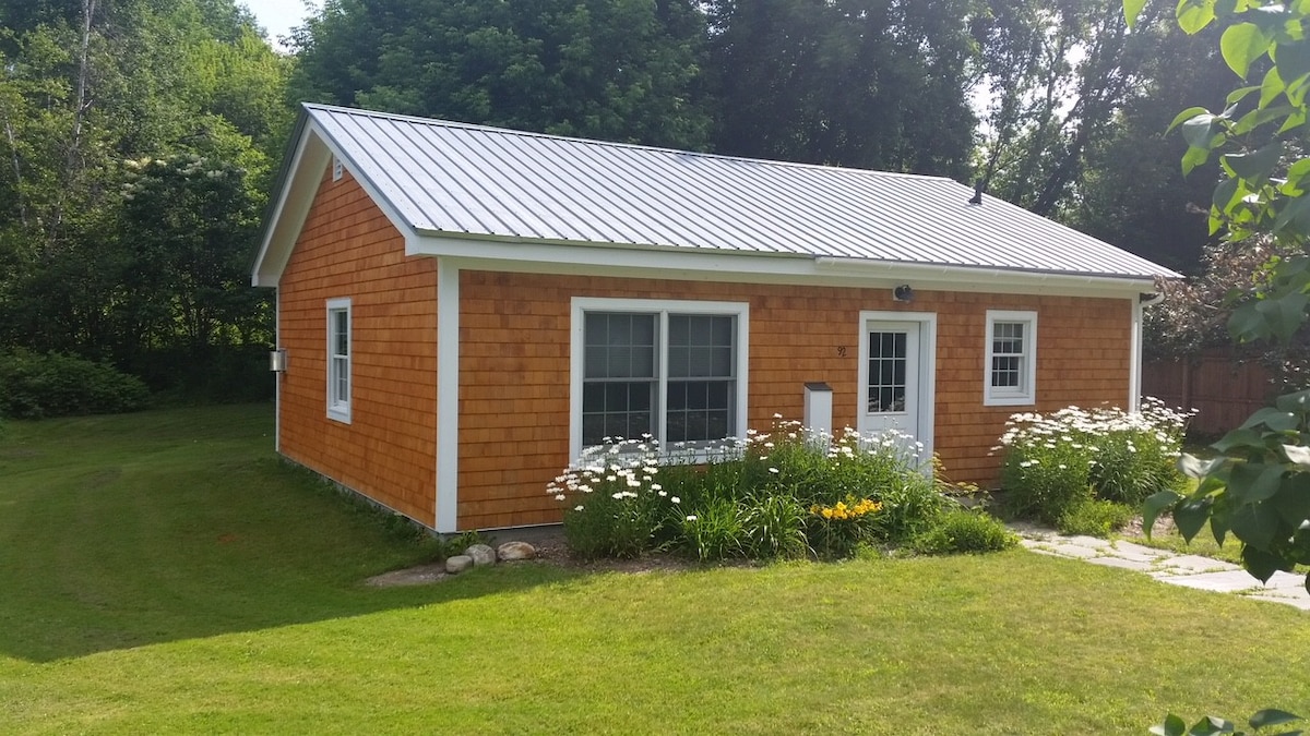 Charming Cottage by Jay Peak