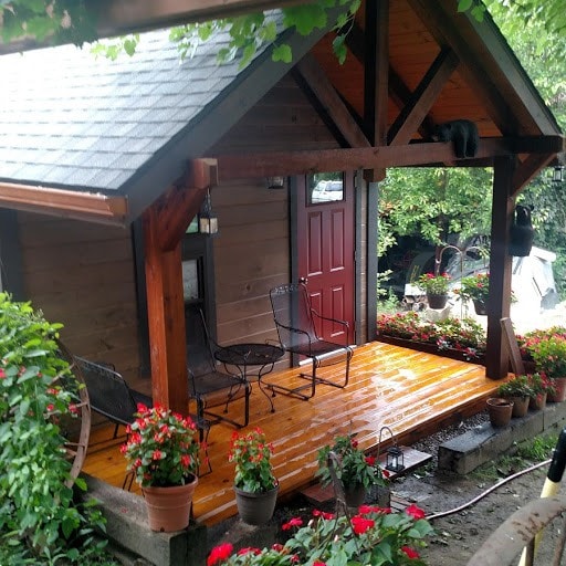 Christi 's Hideaway Cabin in Winesburg, Ohio