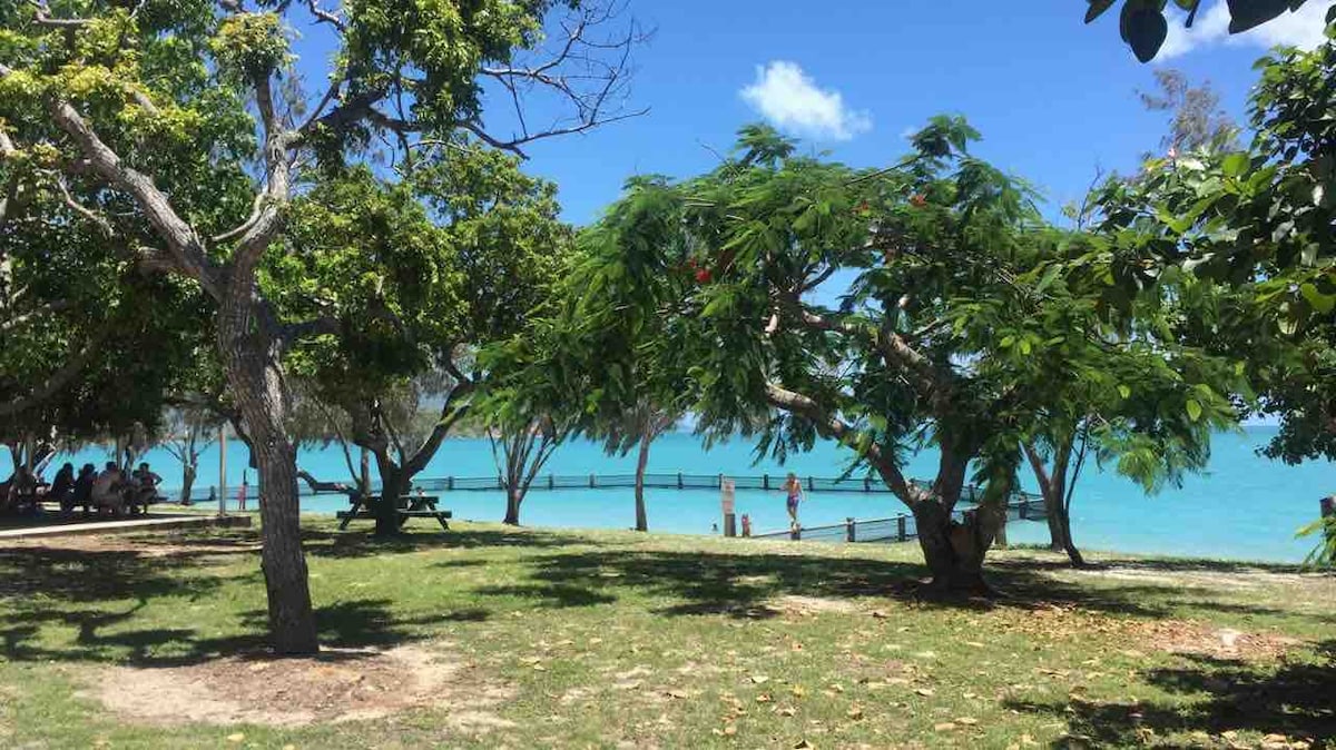 Glamping Shack - short stroll to Dingo Beach