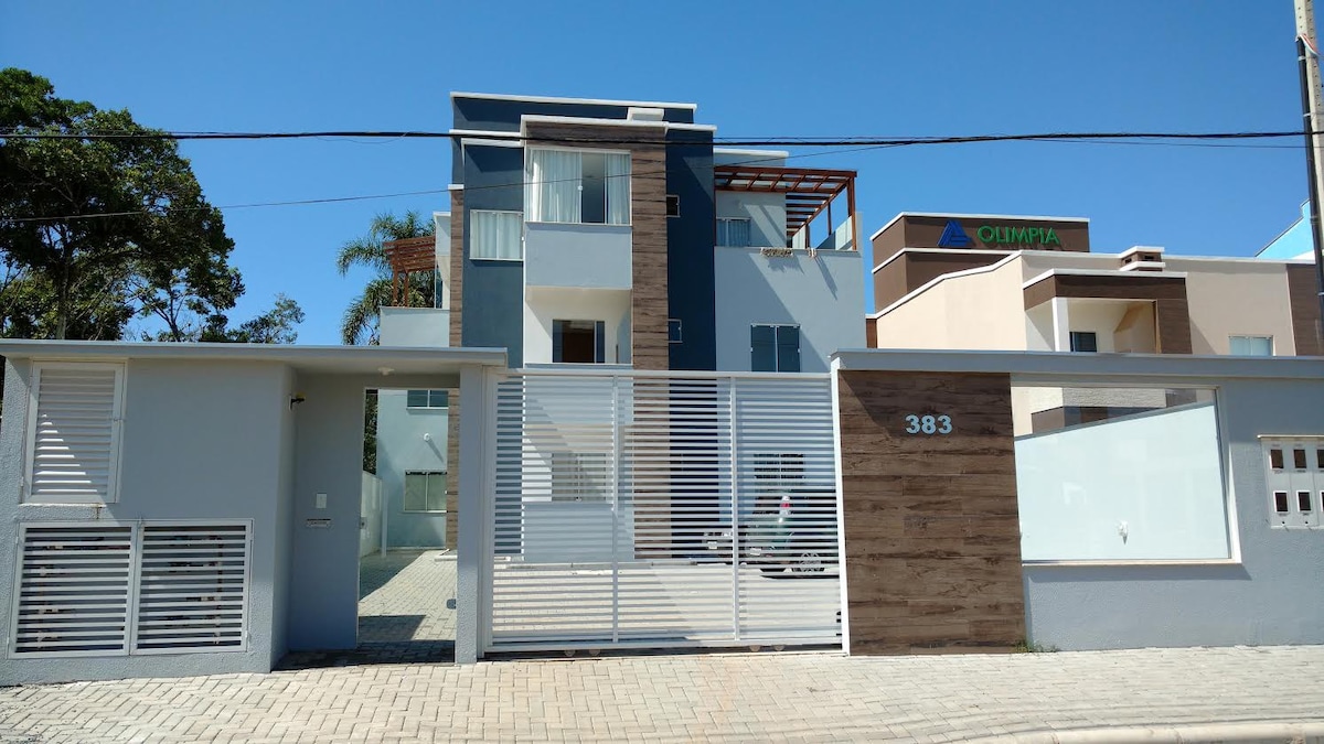 皮萨拉斯（ Piçarras ）海滩/卡雷罗（ Beto carrero ）附近的公寓