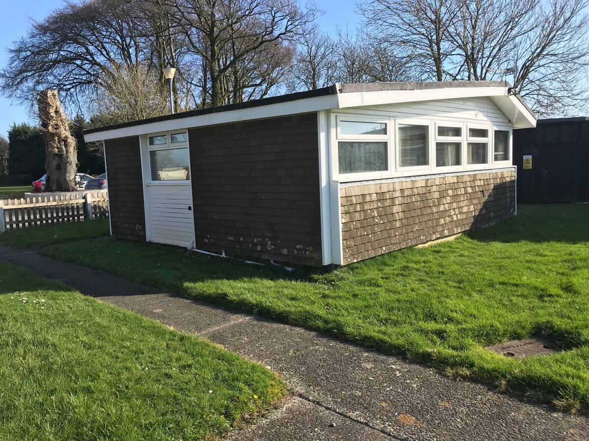 Dartmouth Detached Chalet 144 Free Parking