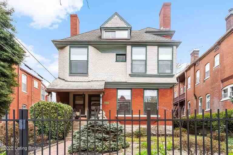 Beautiful Victorian Four Bedroom House