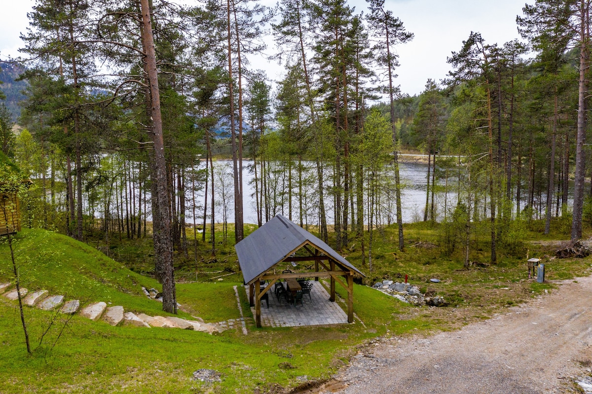 Hestadfjorden配备齐全的小屋，自2020/1850年起