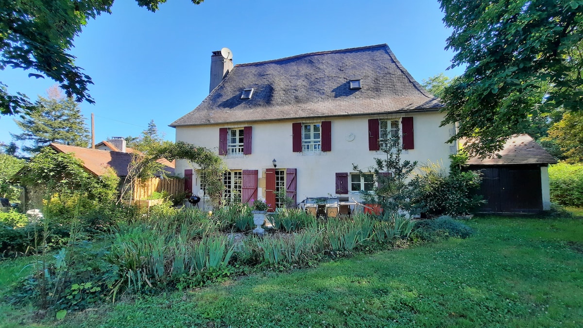 Gîte authentique-Dordogne (Maison de Maître,8p)