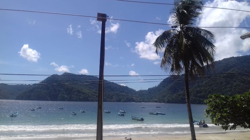 Maracas Bay Village的民宿