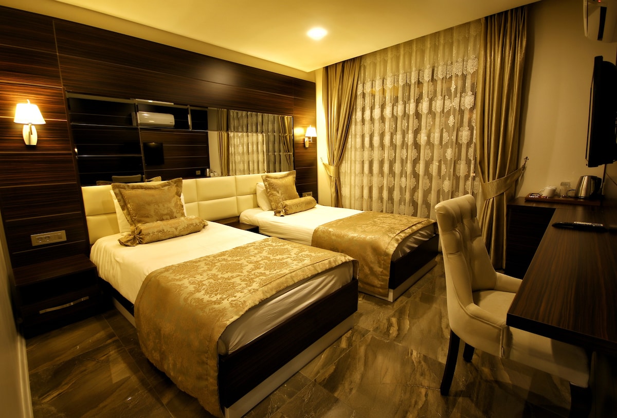 Venus Suite Hotel Double 307