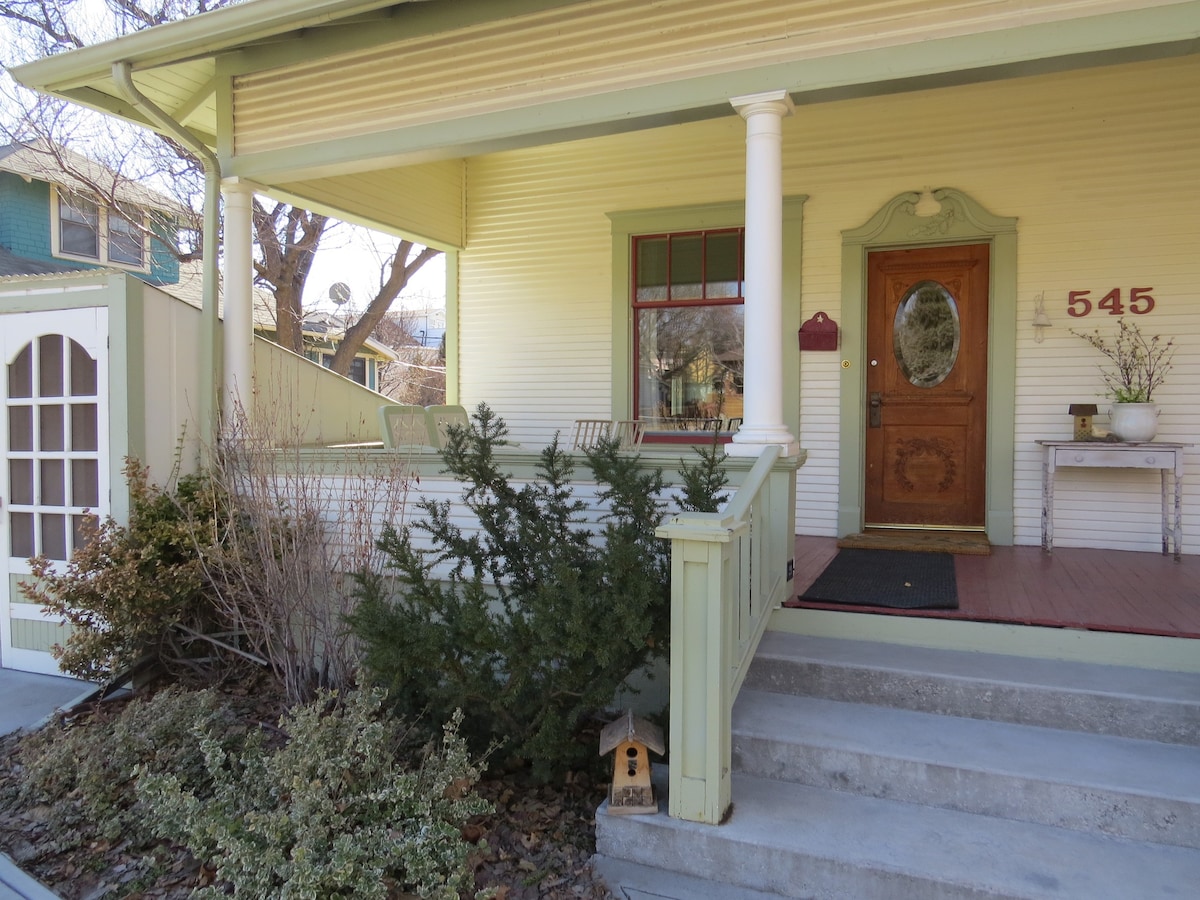 College Neighborhood Bungalow